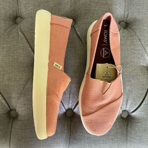 TOMS pink platform slip on sneakers NWT